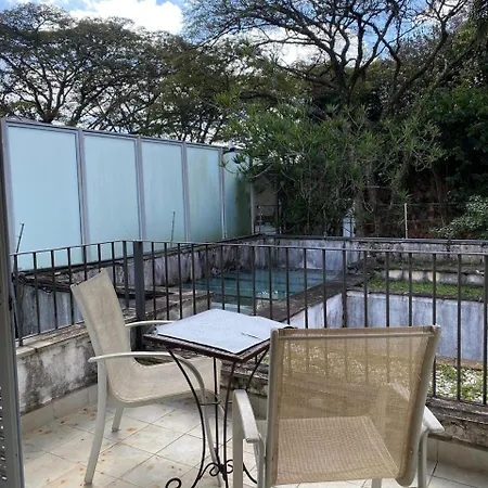 Suite No Jardim Guedala-2