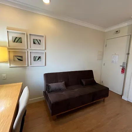 Hotel E Suites Em Frente Ao Aeroporto Com Ar E Piscina 1703-3