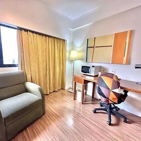 Flat Rua Borges Lagoa 1179 c/ garagem UH1008-3