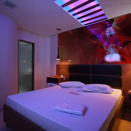 Hippus Motel (Adults Only)-2