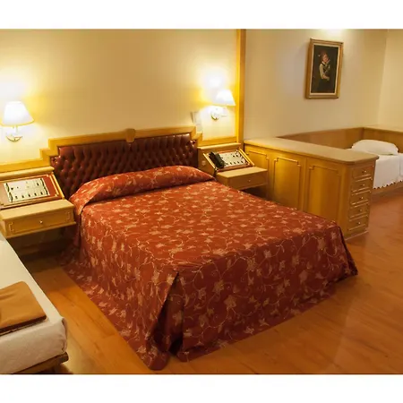 King Hotel-3