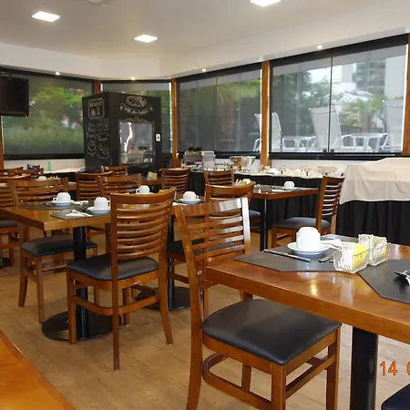 Flat Luxuoso No Centro Comercial Faria Lima-3
