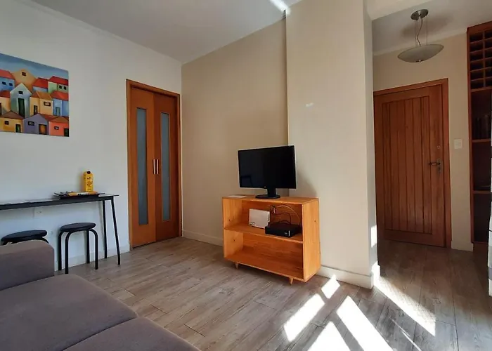 Apt De 2 Quartos, 3 Quadras Av Paulista E Wi-Fi 250 Mbs Apartamento São Paulo