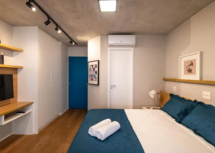 VO13 Studio Prático e Confortável | Bom Retiro São Paulo aceita animais de estimação