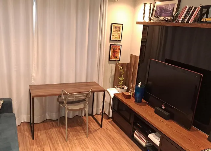 Flat Confortável - Academia - Piscina - Garagem - melhor localização do Itaim Bibi São Paulo